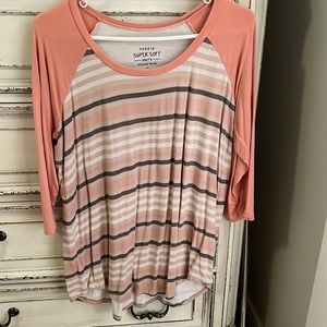 Torrid super soft knit three-quarter sleeve shirt